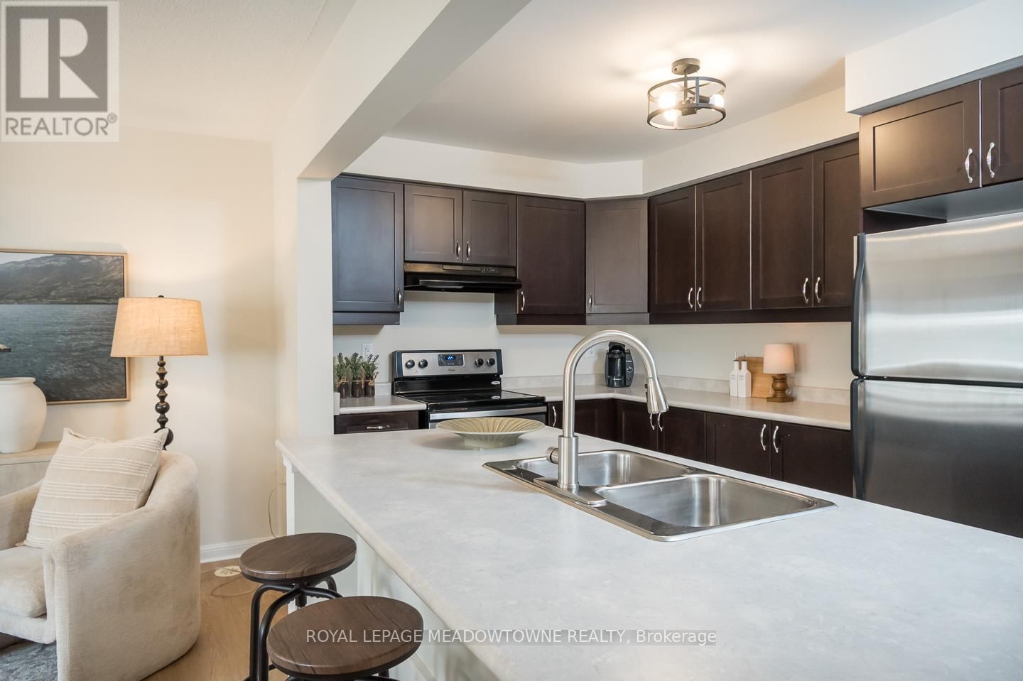 12 - 1025 NADALIN HEIGHTS Image 18