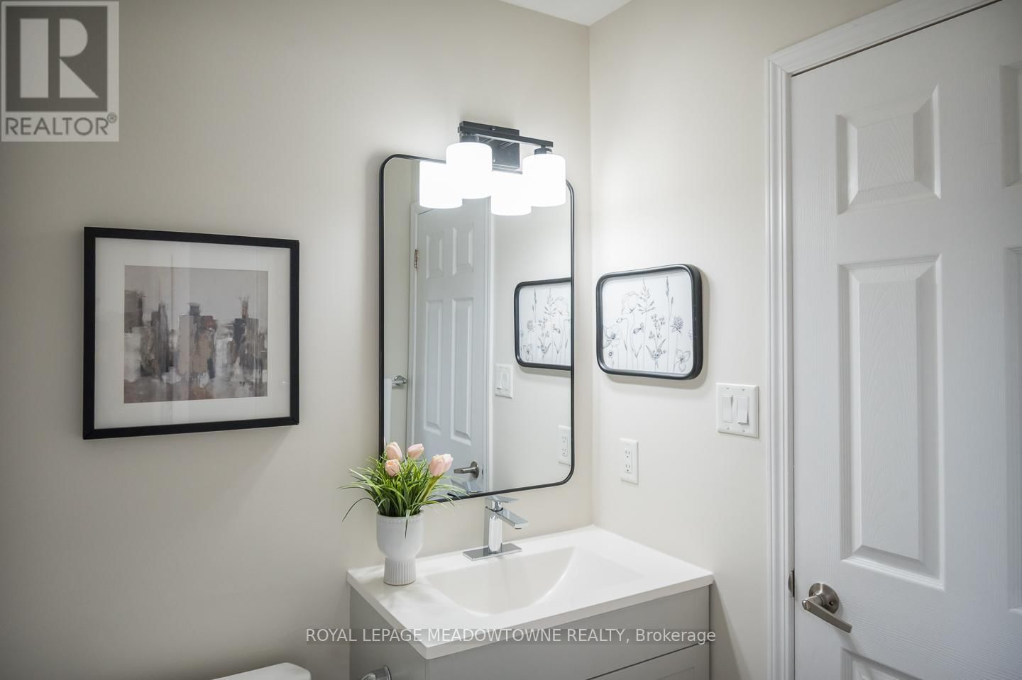 12 - 1025 NADALIN HEIGHTS Image 24