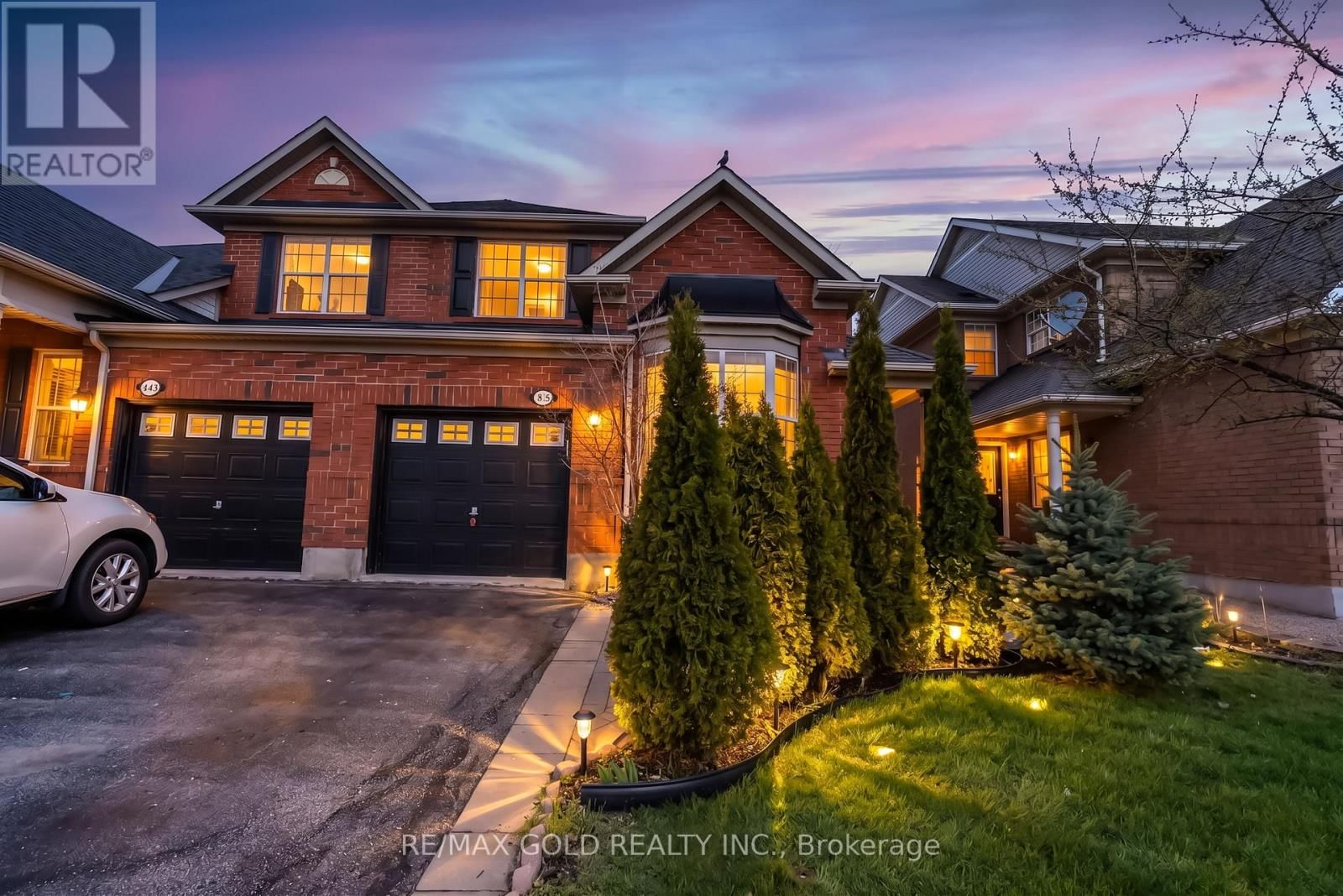 1645 GOWLING TERRACE Image 2