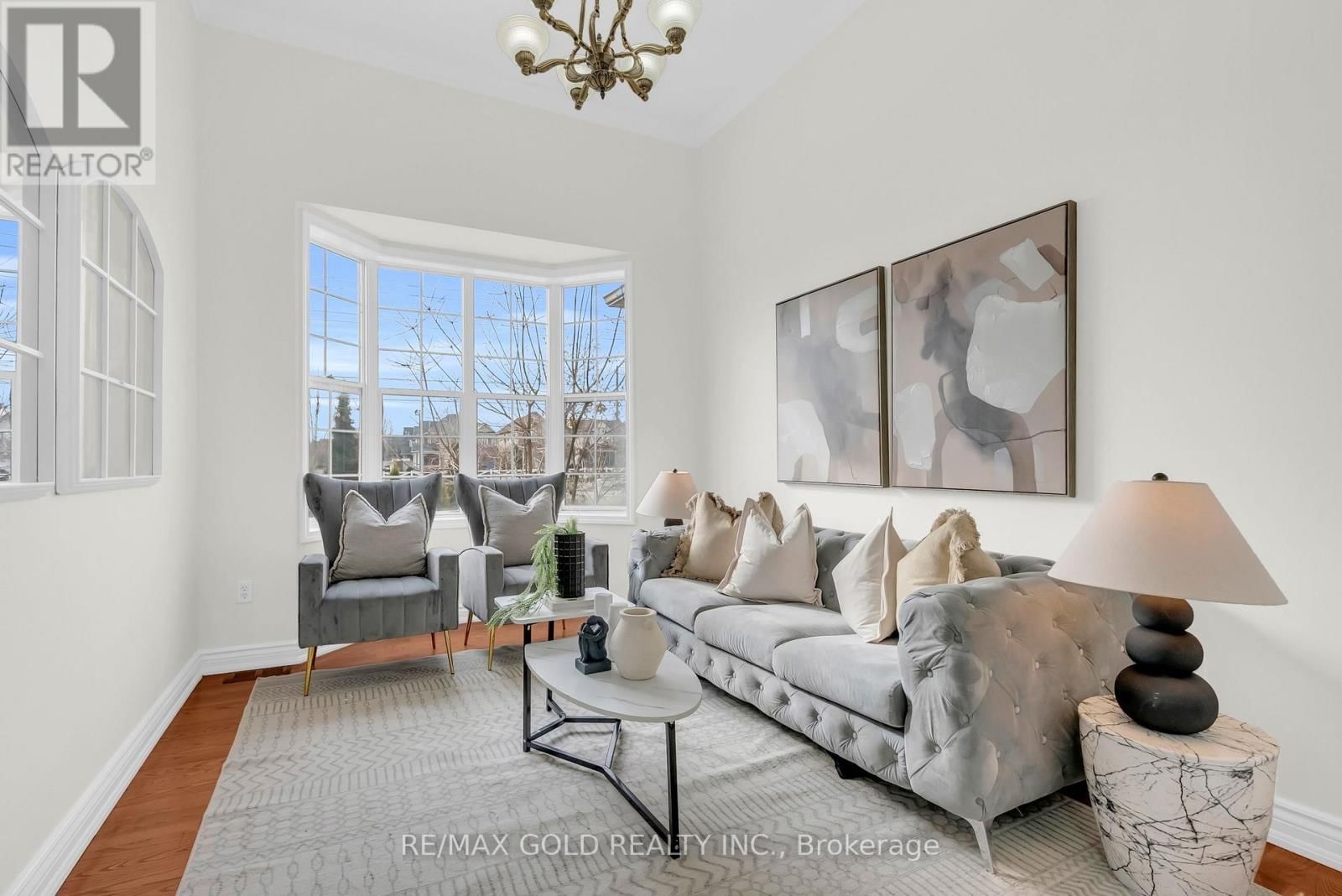 1645 GOWLING TERRACE Image 7