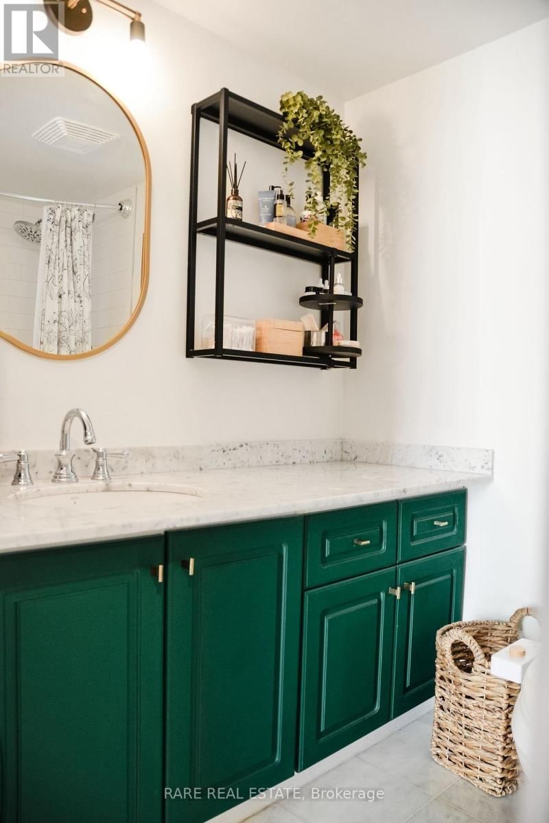 1004 - 135 MARLEE AVENUE Image 14