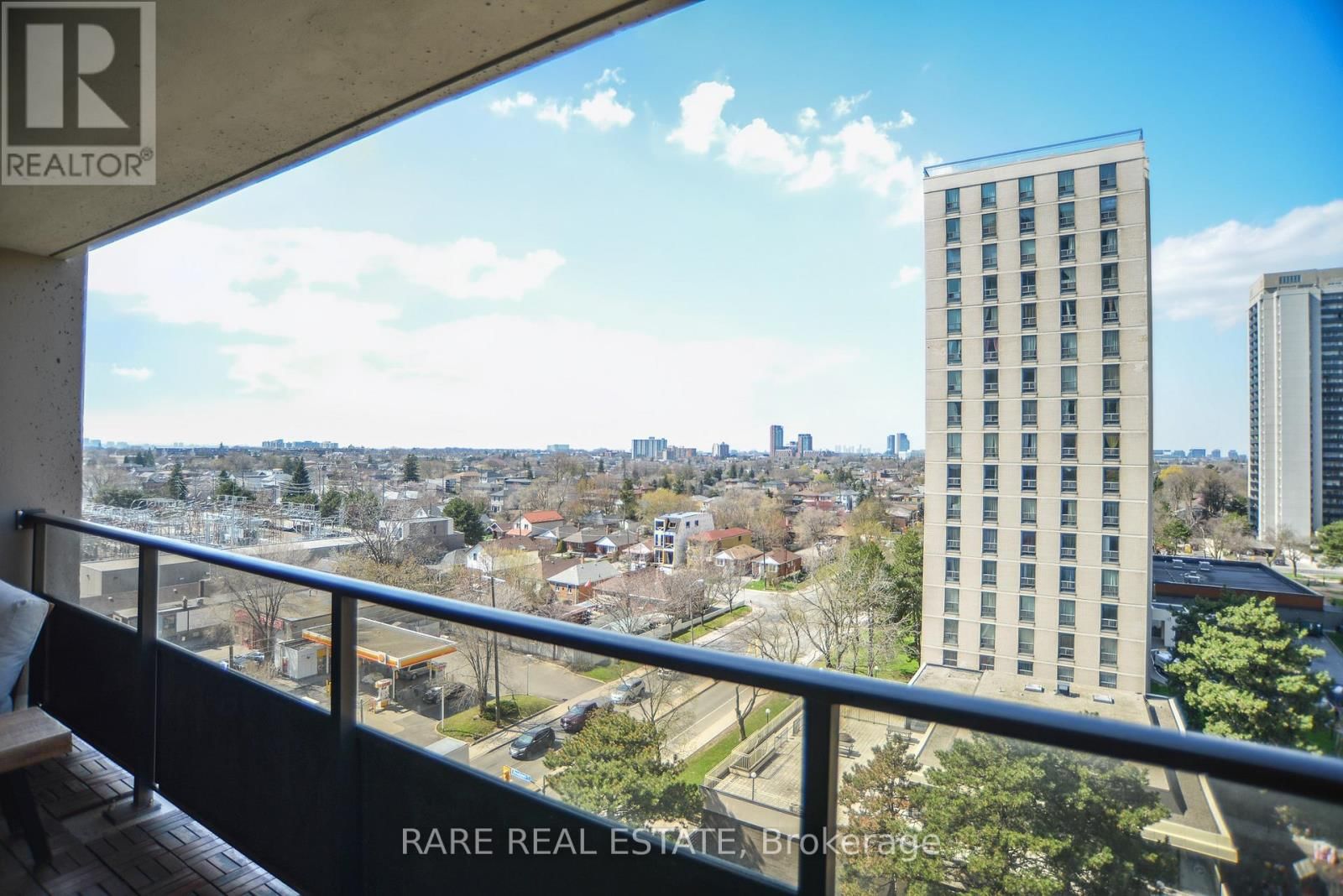 1004 - 135 MARLEE AVENUE Image 17