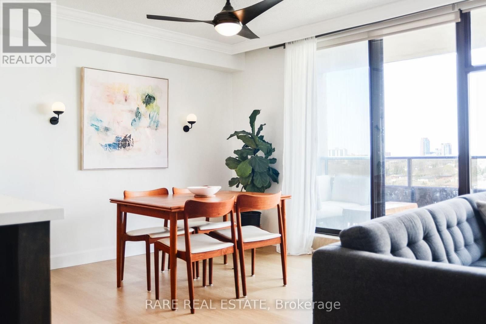 1004 - 135 MARLEE AVENUE Image 2