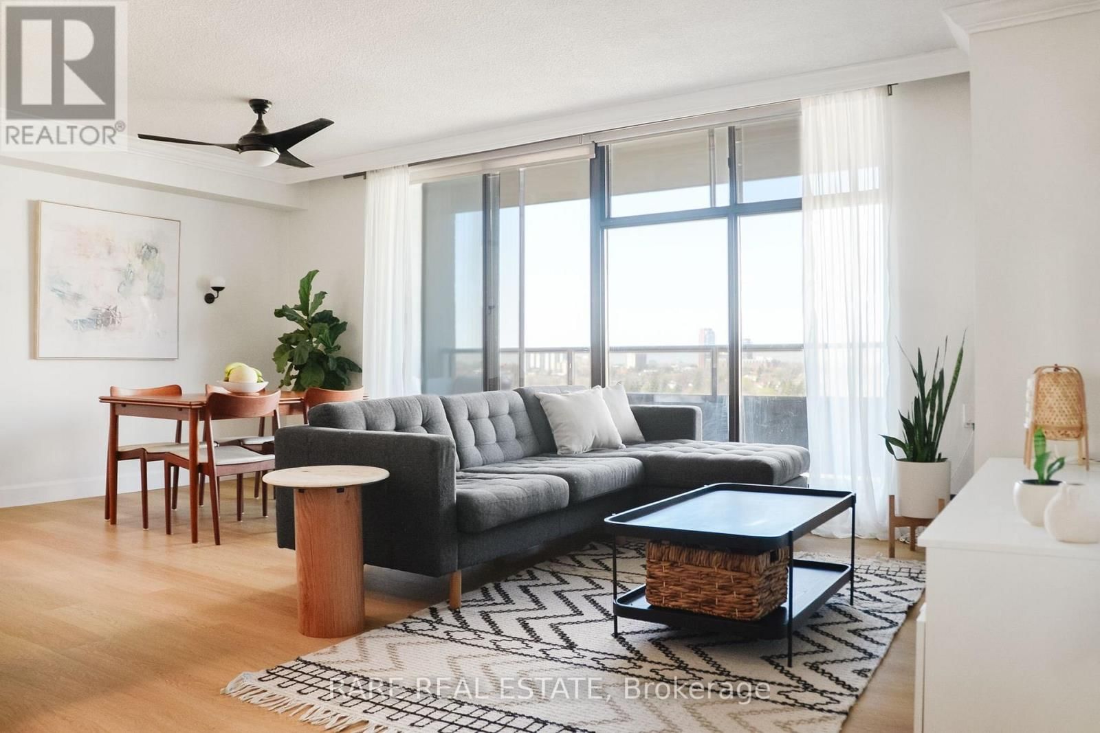 1004 - 135 MARLEE AVENUE Image 3