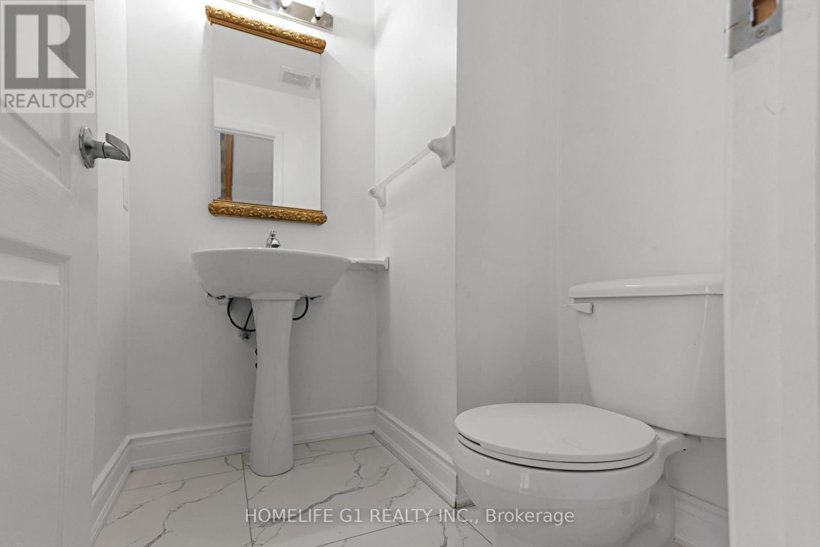 35 HARPREET CIRCLE Image 12