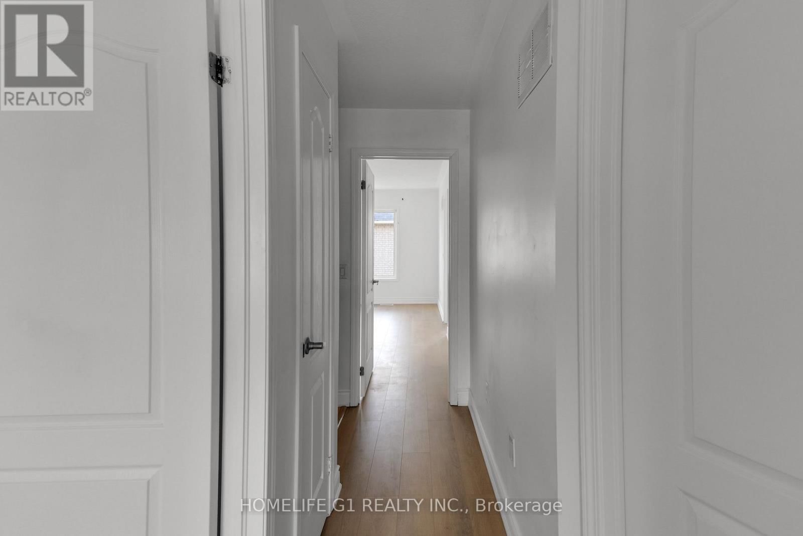 35 HARPREET CIRCLE Image 23