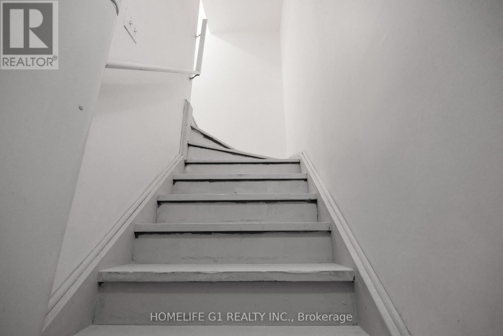 35 HARPREET CIRCLE Image 35