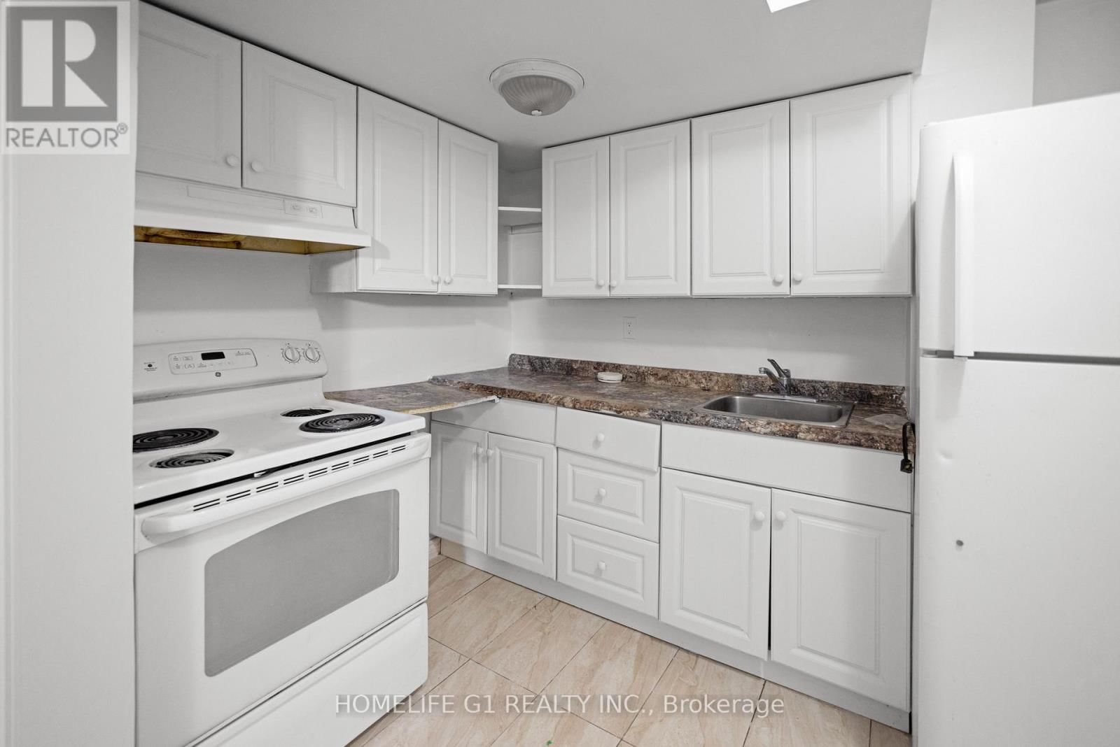 35 HARPREET CIRCLE Image 36