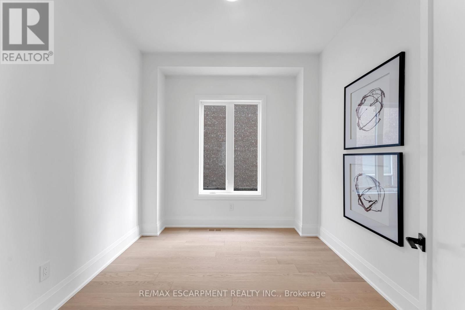 2350 EIGHTH LINE Image 11