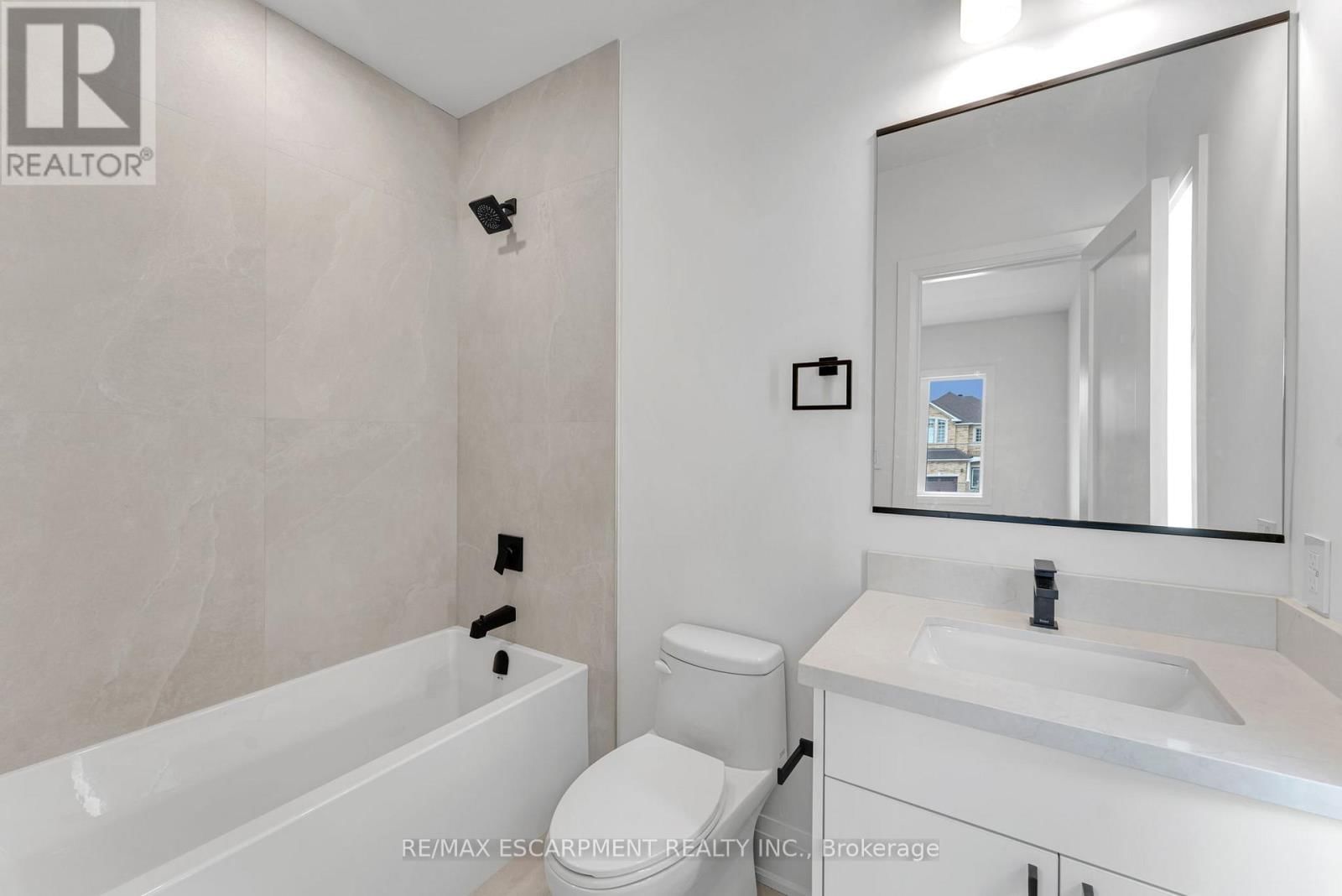 2350 EIGHTH LINE Image 41