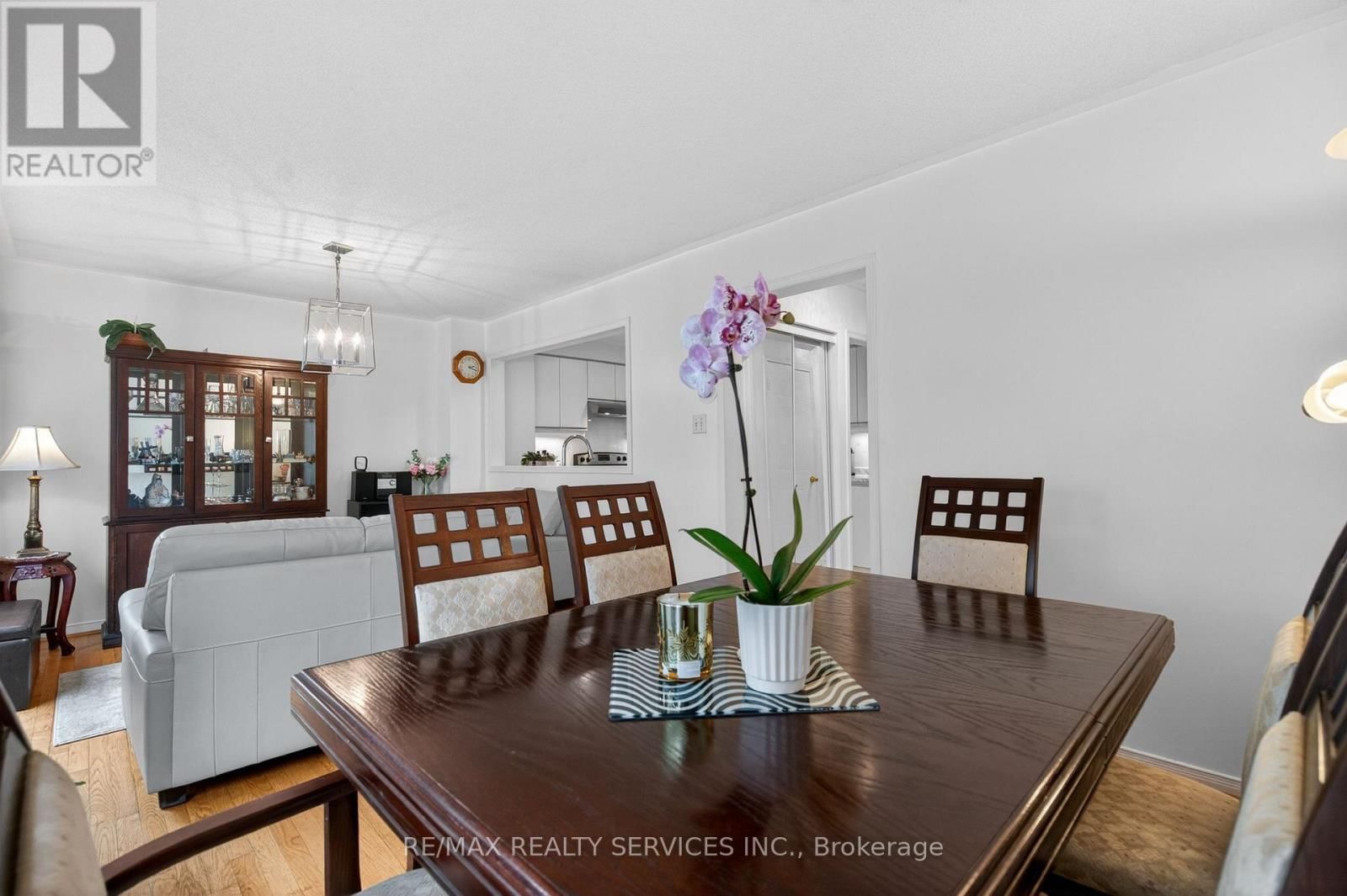 26A - 5205 GLEN ERIN DRIVE EAST Image 16