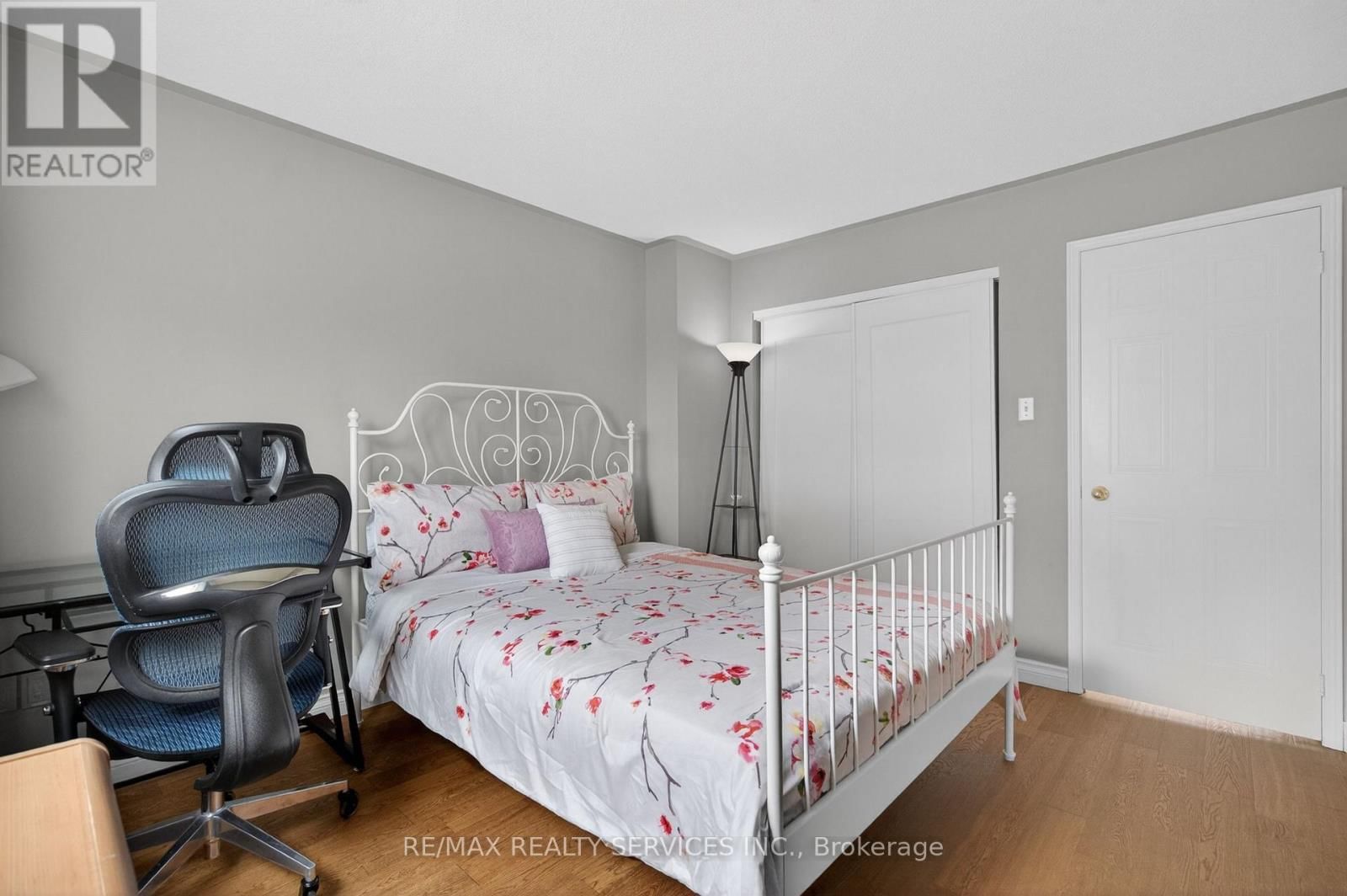 26A - 5205 GLEN ERIN DRIVE EAST Image 28