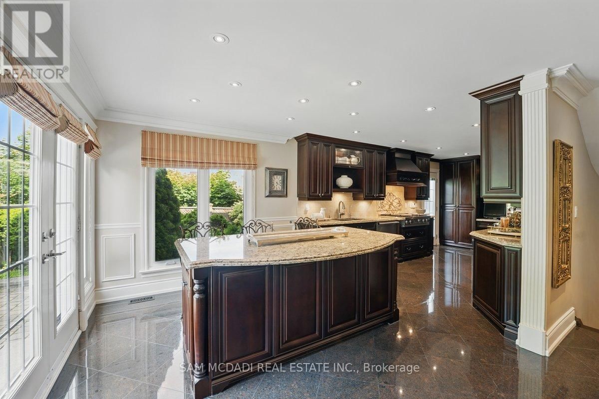 215 ANASTASIA TERRACE Image 11