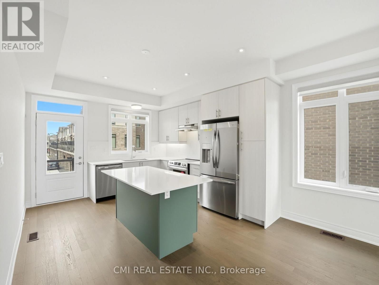 2168 POSTMASTER DRIVE Image 10