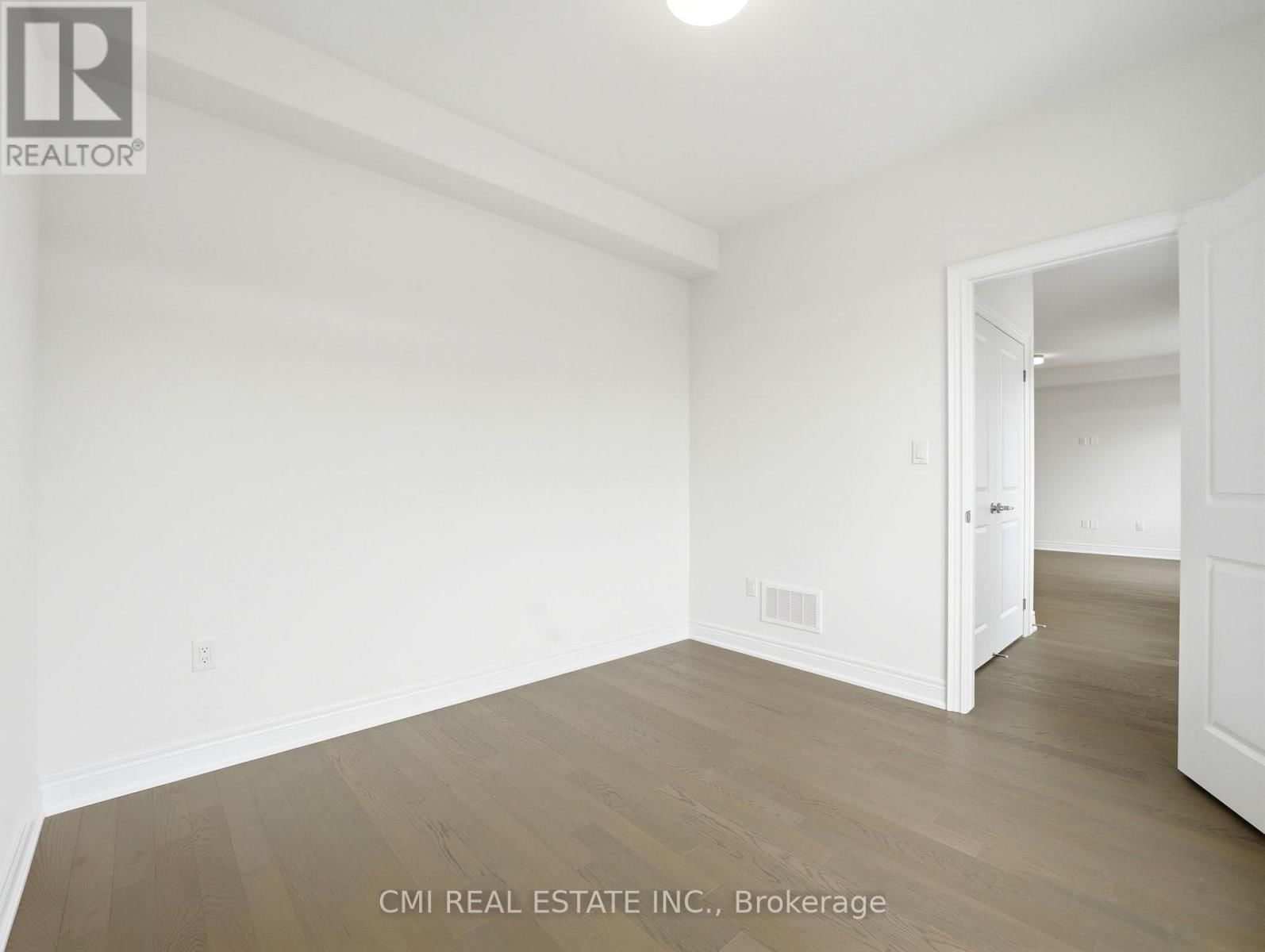 2168 POSTMASTER DRIVE Image 18