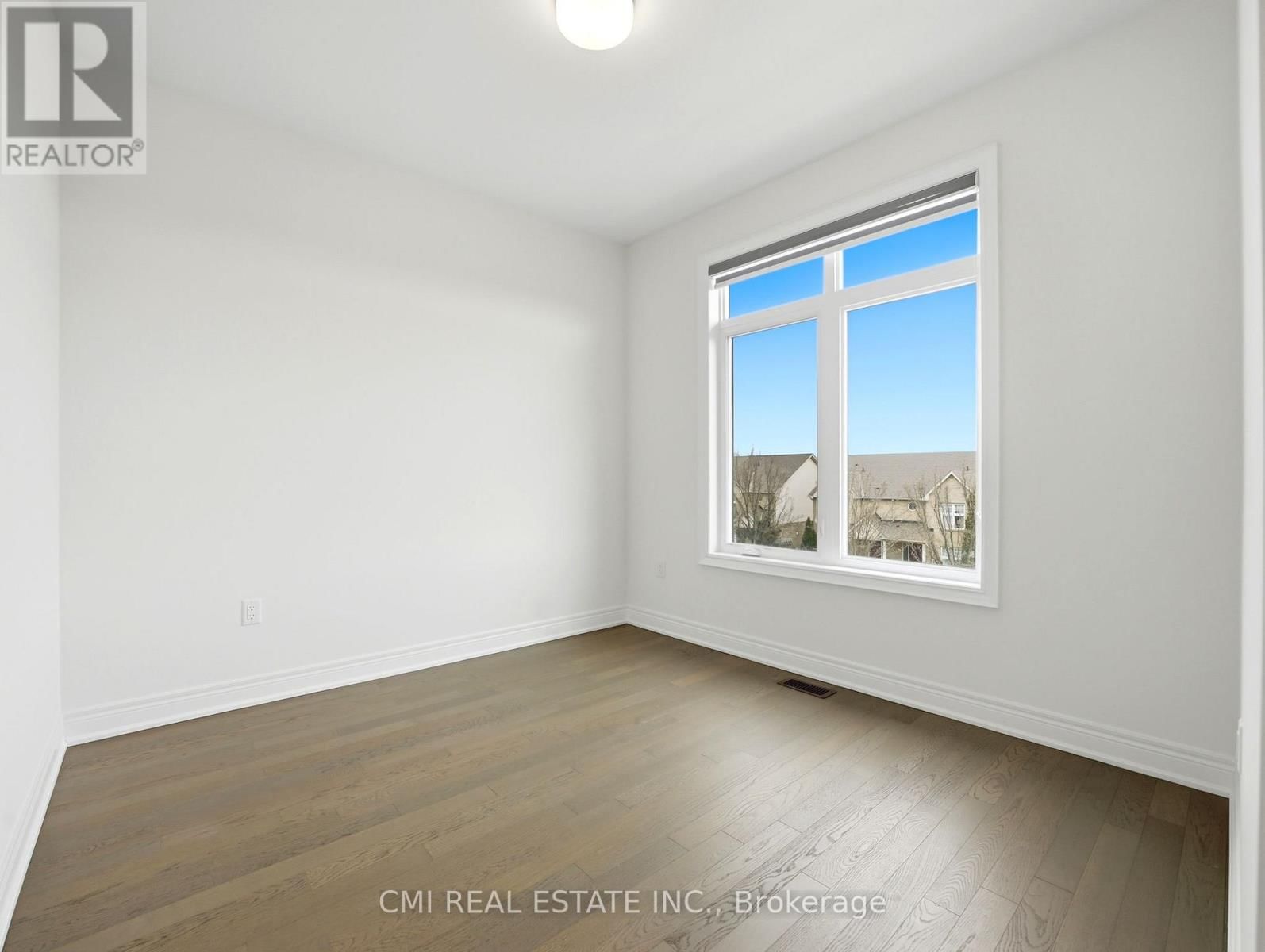 2168 POSTMASTER DRIVE Image 25