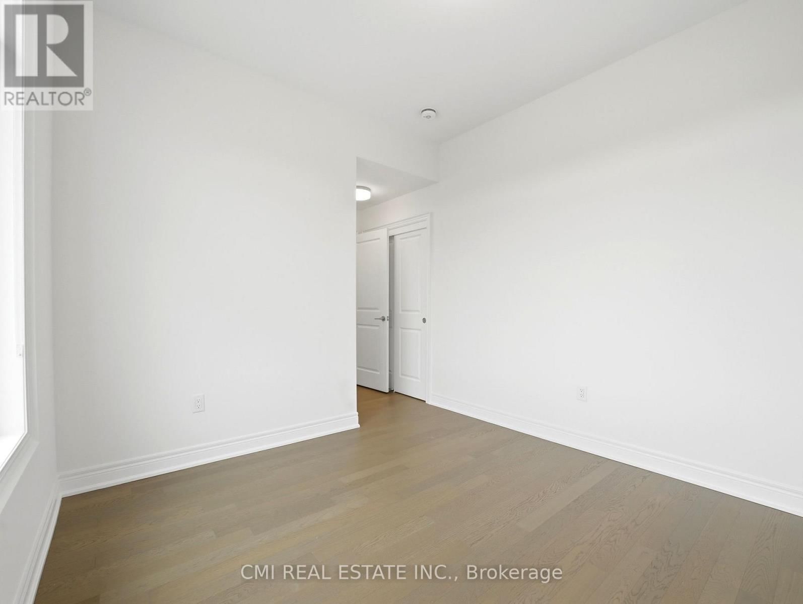 2168 POSTMASTER DRIVE Image 27