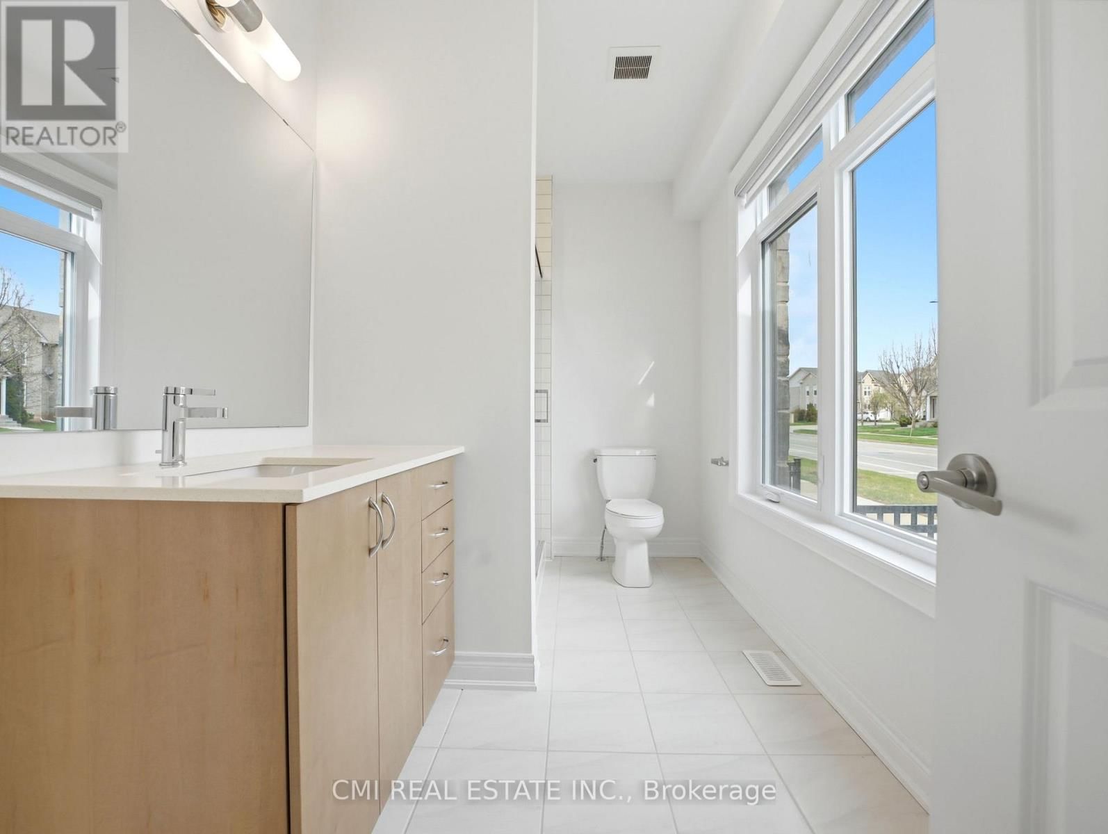 2168 POSTMASTER DRIVE Image 32