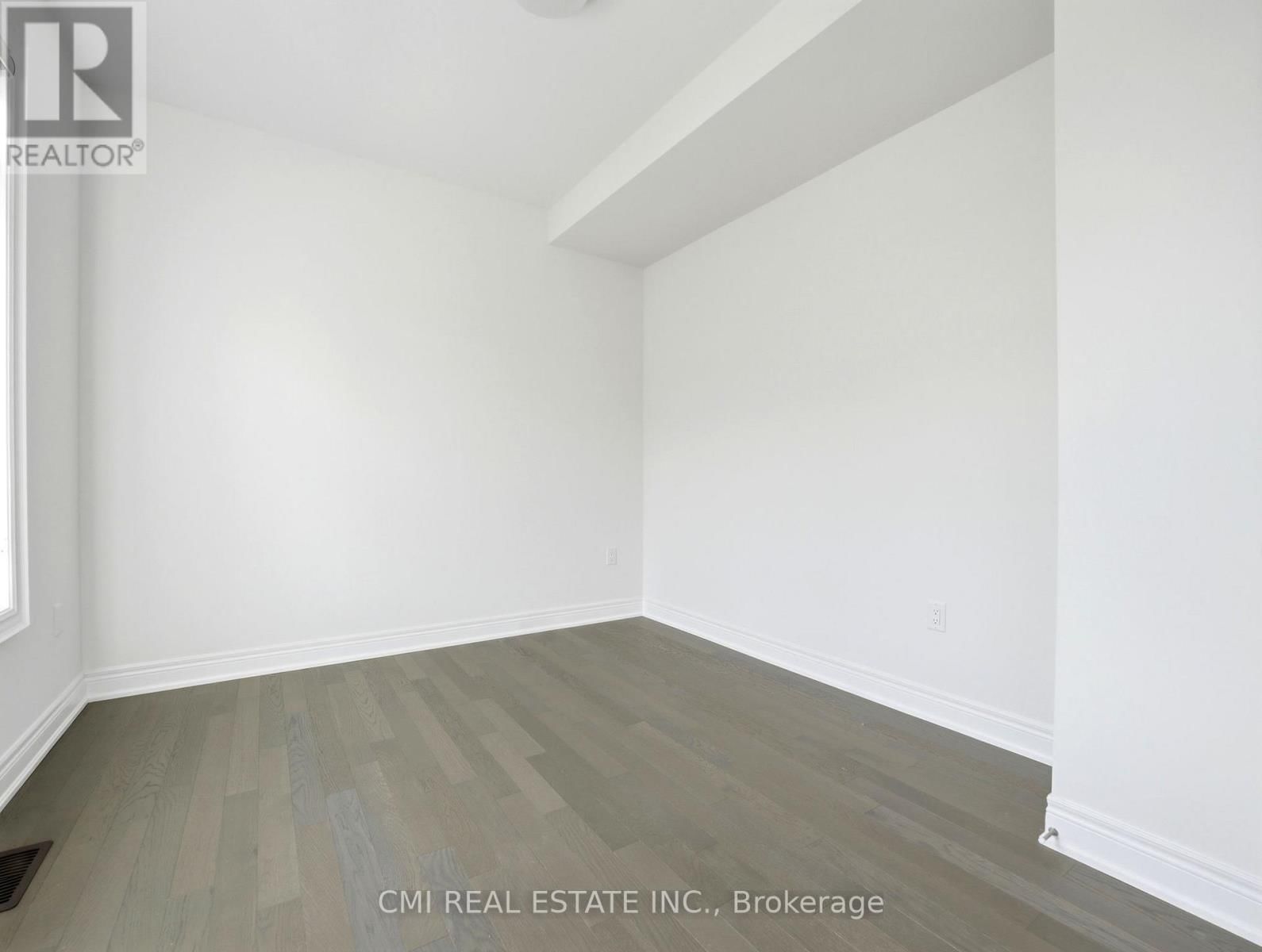 2168 POSTMASTER DRIVE Image 7