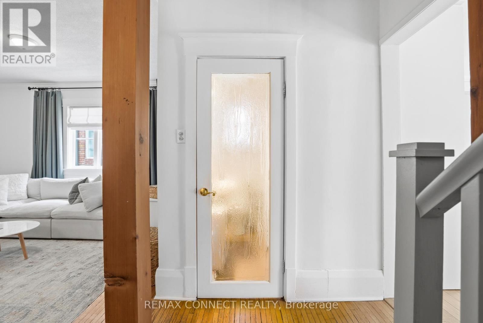 60 WOODBURY ROAD Image 20