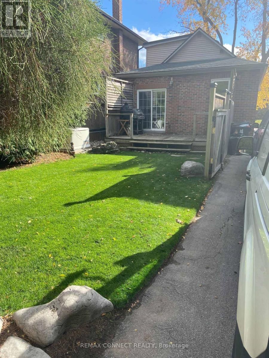 60 WOODBURY ROAD Image 49