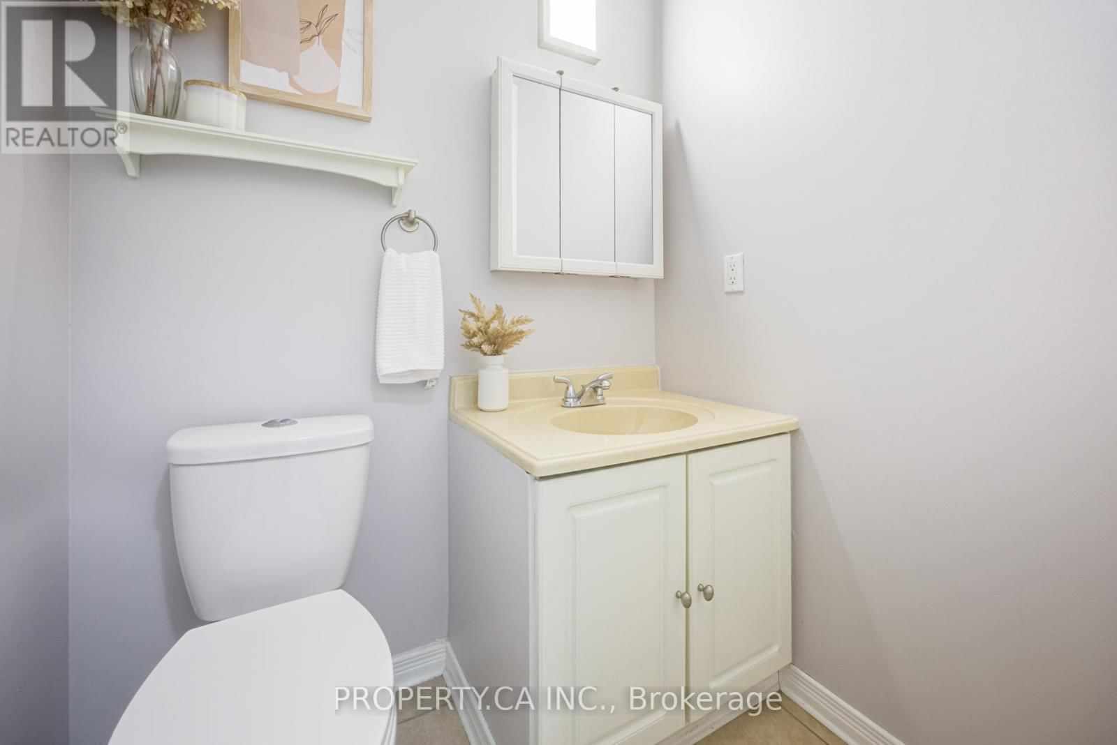 10 MARA CRESCENT Image 11