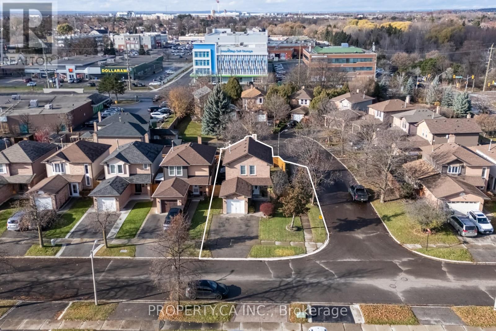 10 MARA CRESCENT Image 27