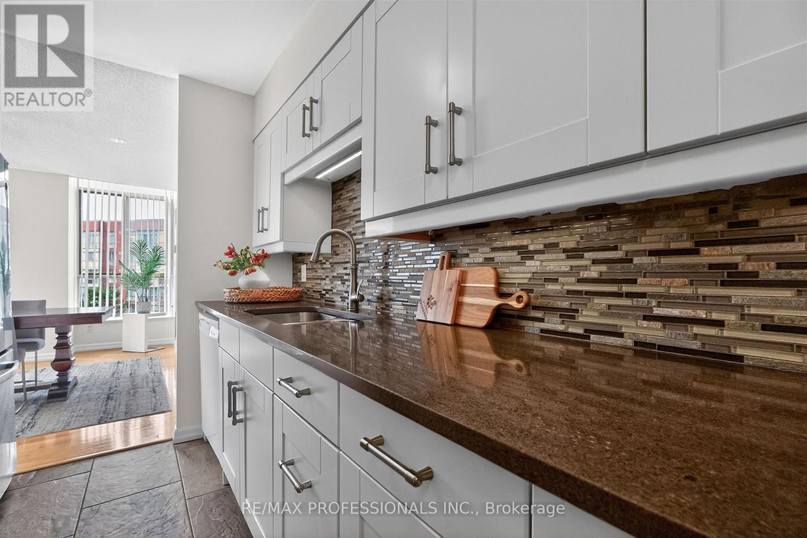 620 - 20 SOUTHPORT STREET Image 18