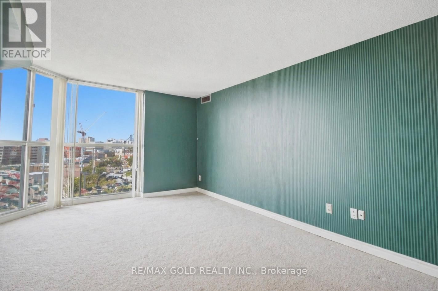 908 - 2091 HURONTARIO STREET Image 26