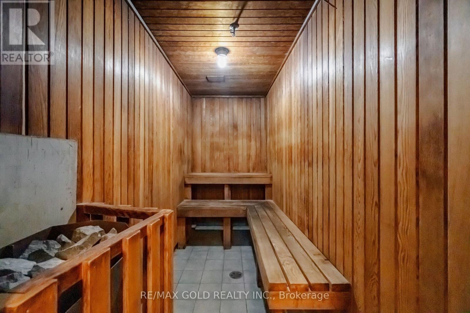 908 - 2091 HURONTARIO STREET Image 40