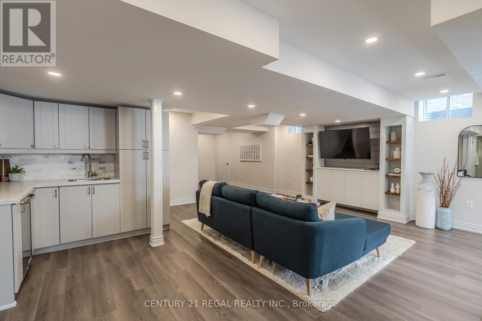 25 ELYSIAN FIELDS CIRCLE Image 31