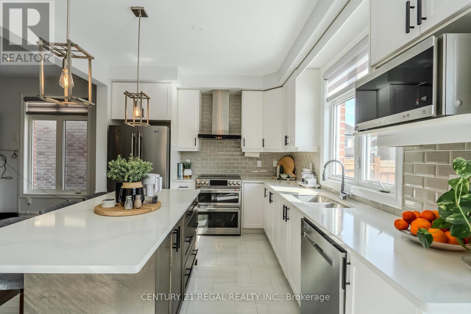 25 ELYSIAN FIELDS CIRCLE Image 5