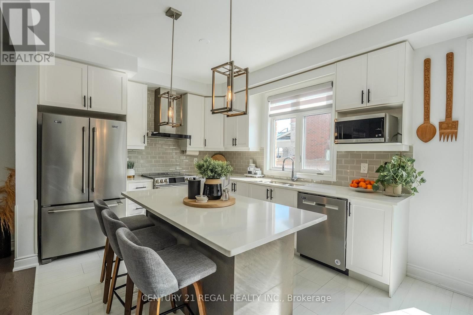 25 ELYSIAN FIELDS CIRCLE Image 6