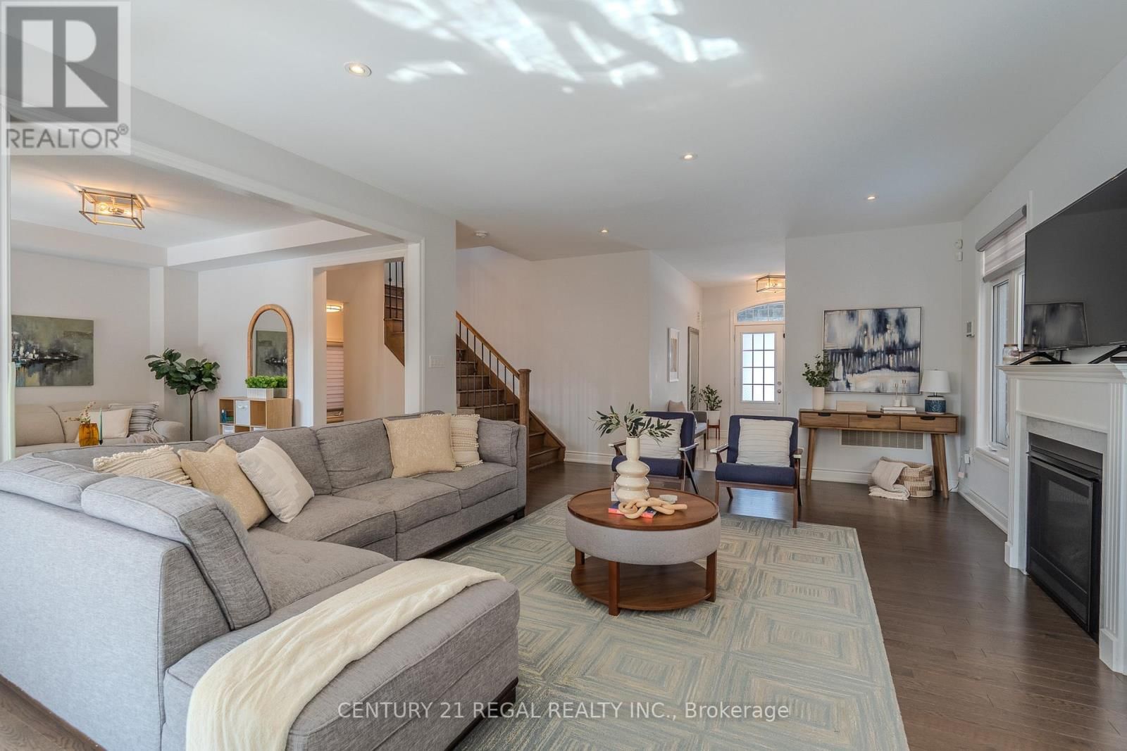 25 ELYSIAN FIELDS CIRCLE Image 7