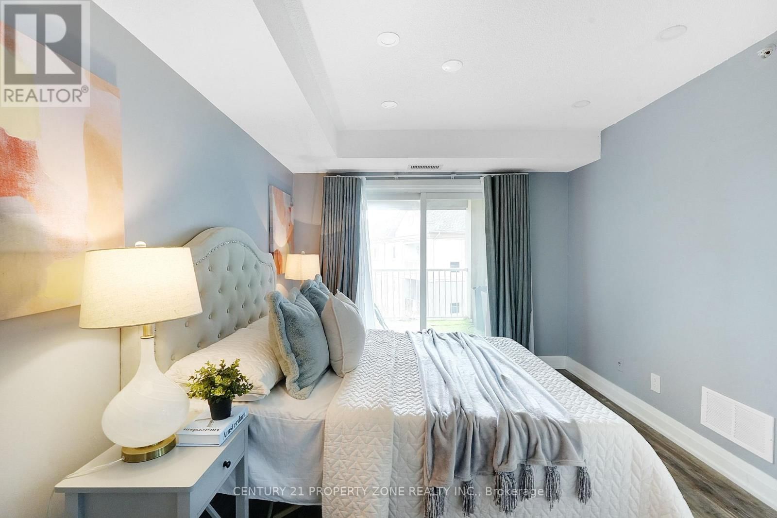 1401 - 8 DAYSPRING CIRCLE Image 14