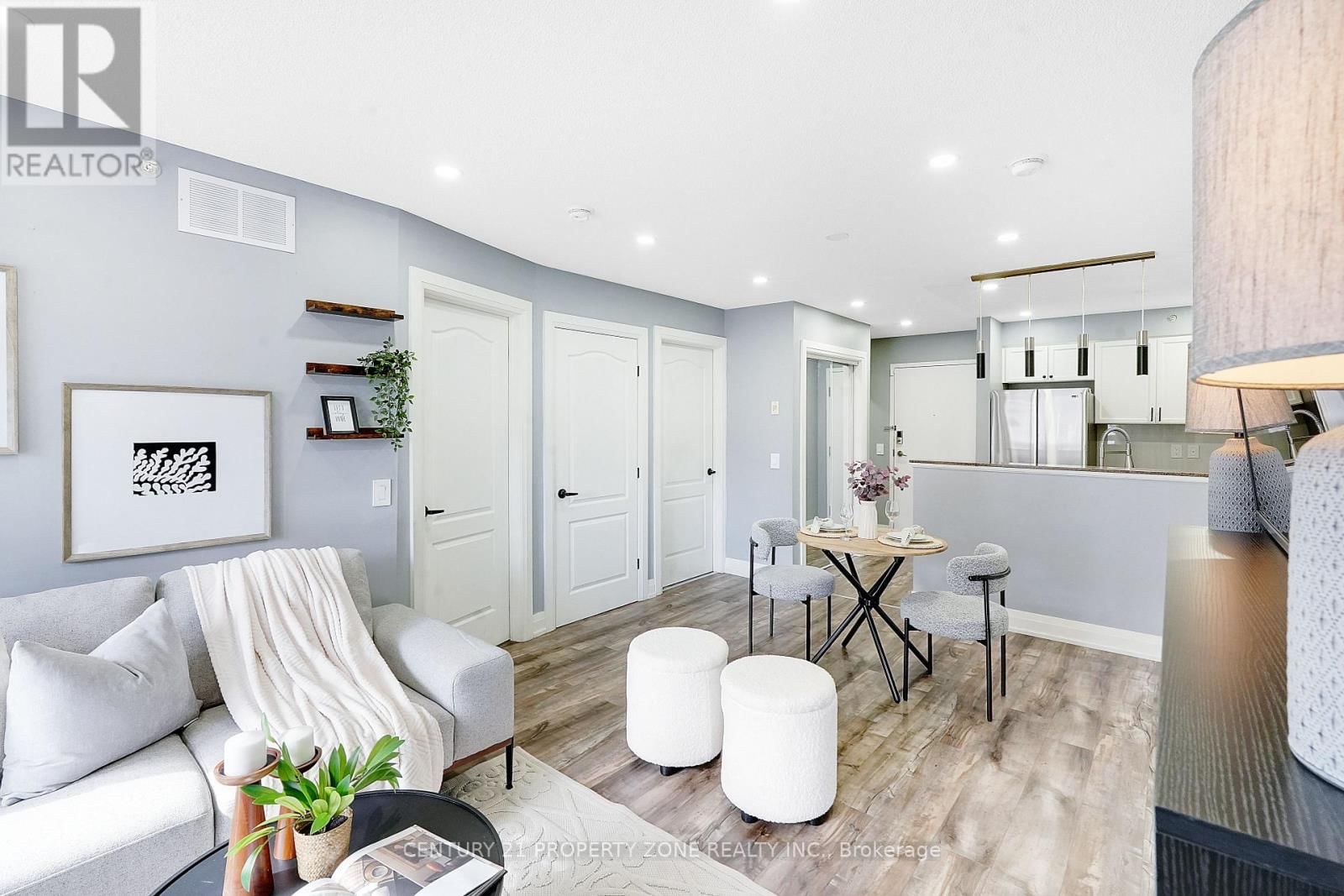 1401 - 8 DAYSPRING CIRCLE Image 19