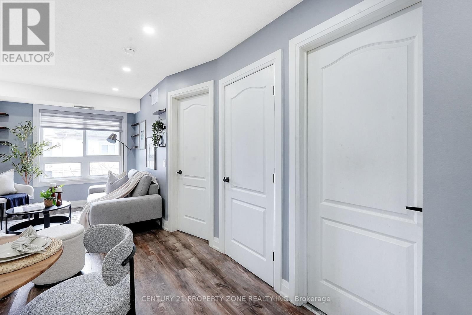 1401 - 8 DAYSPRING CIRCLE Image 23