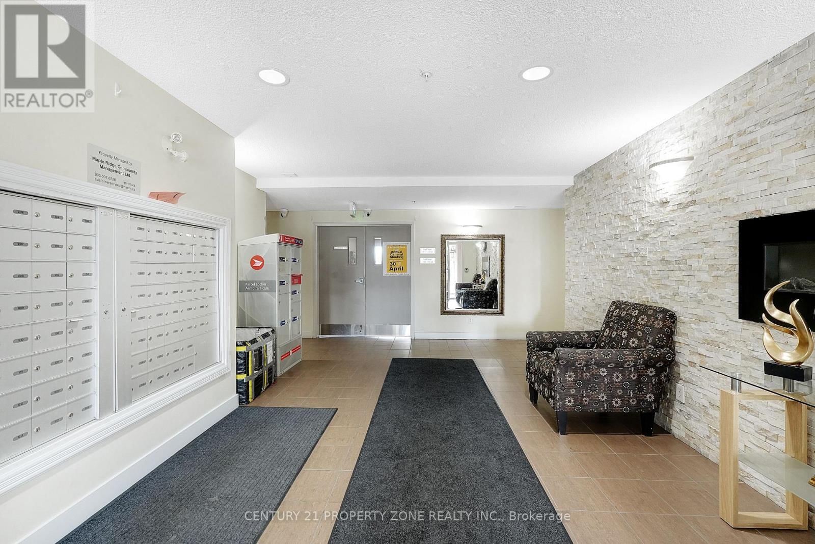 1401 - 8 DAYSPRING CIRCLE Image 32