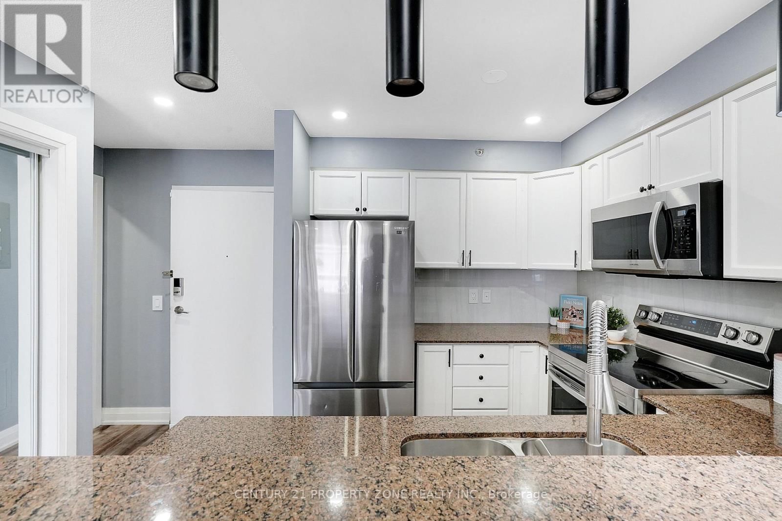 1401 - 8 DAYSPRING CIRCLE Image 6