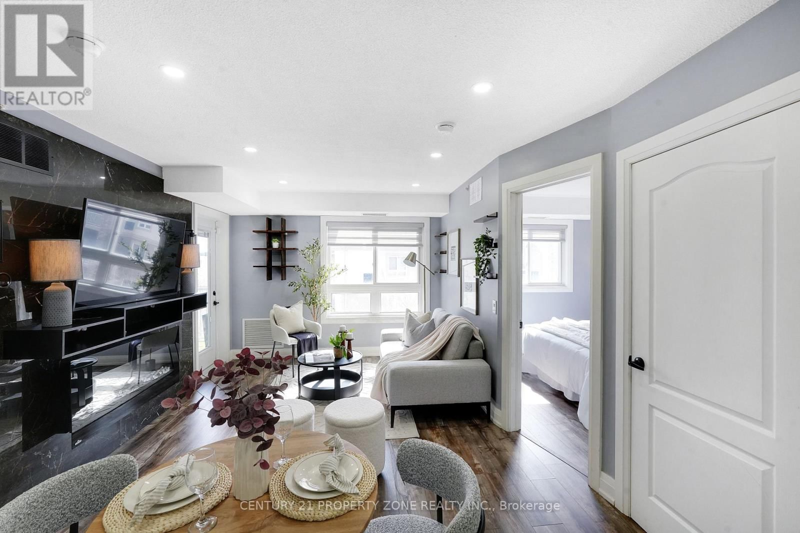 1401 - 8 DAYSPRING CIRCLE Image 8