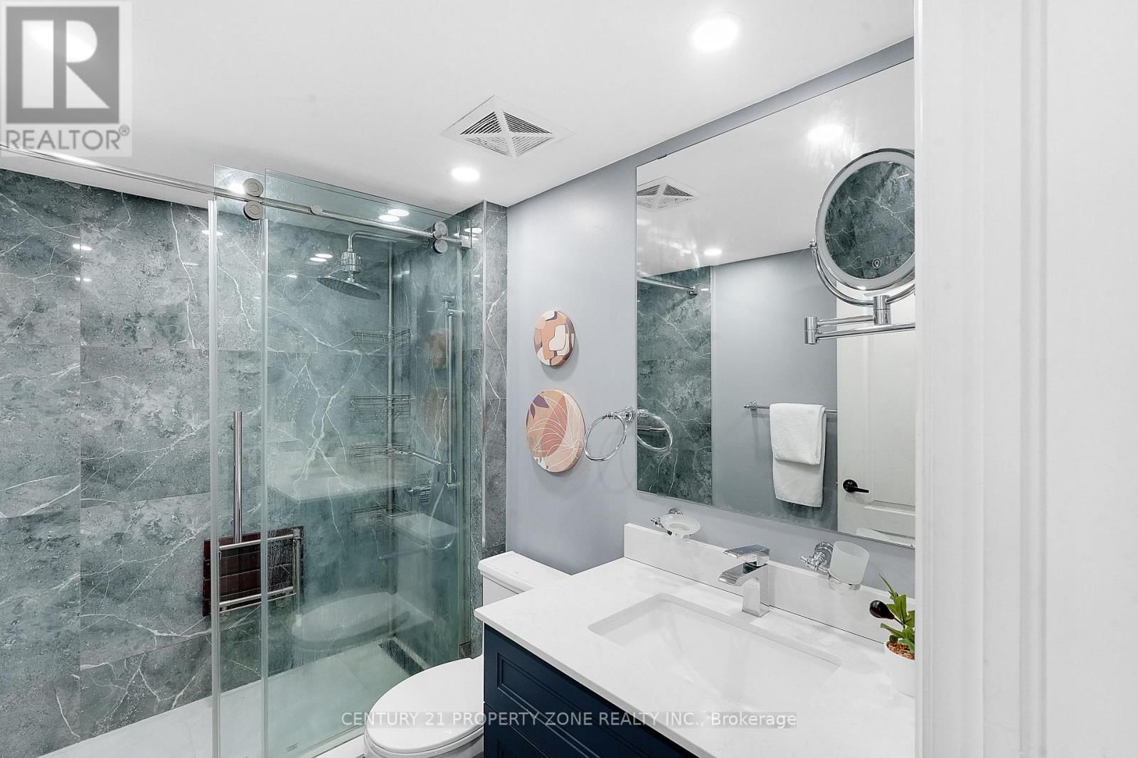 1401 - 8 DAYSPRING CIRCLE Image 9