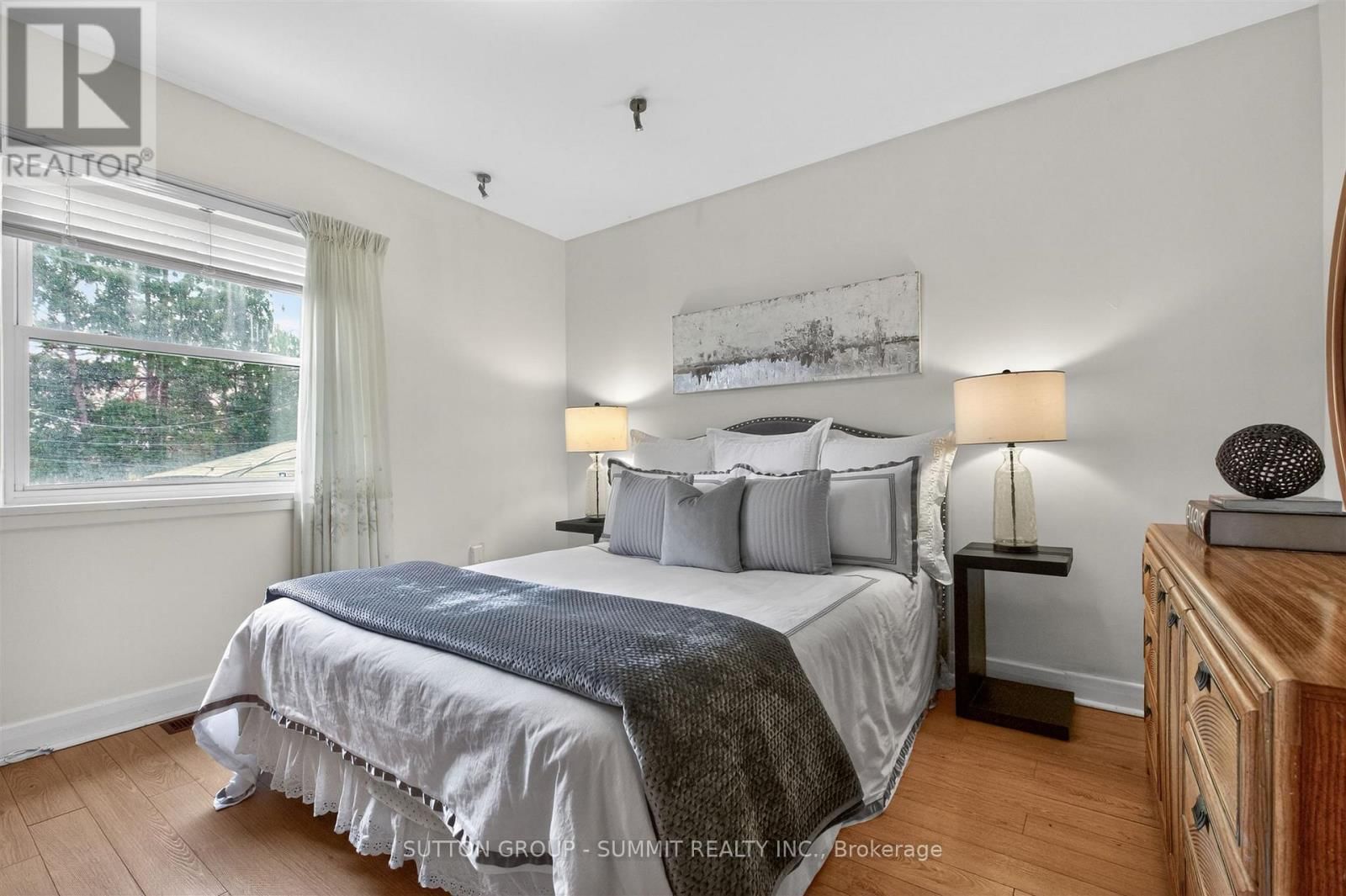 51 BARRHEAD CRESCENT Image 18