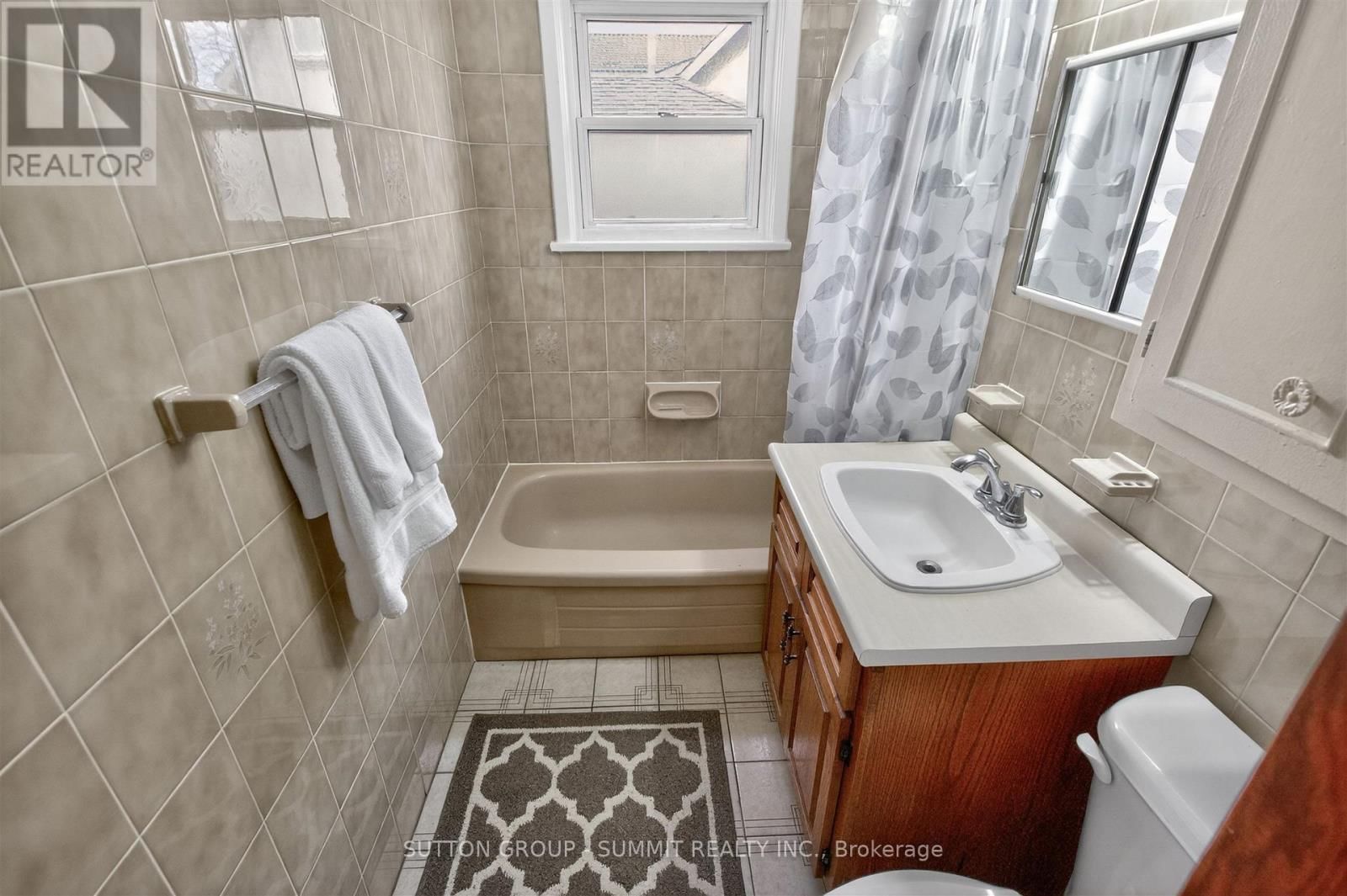 51 BARRHEAD CRESCENT Image 26