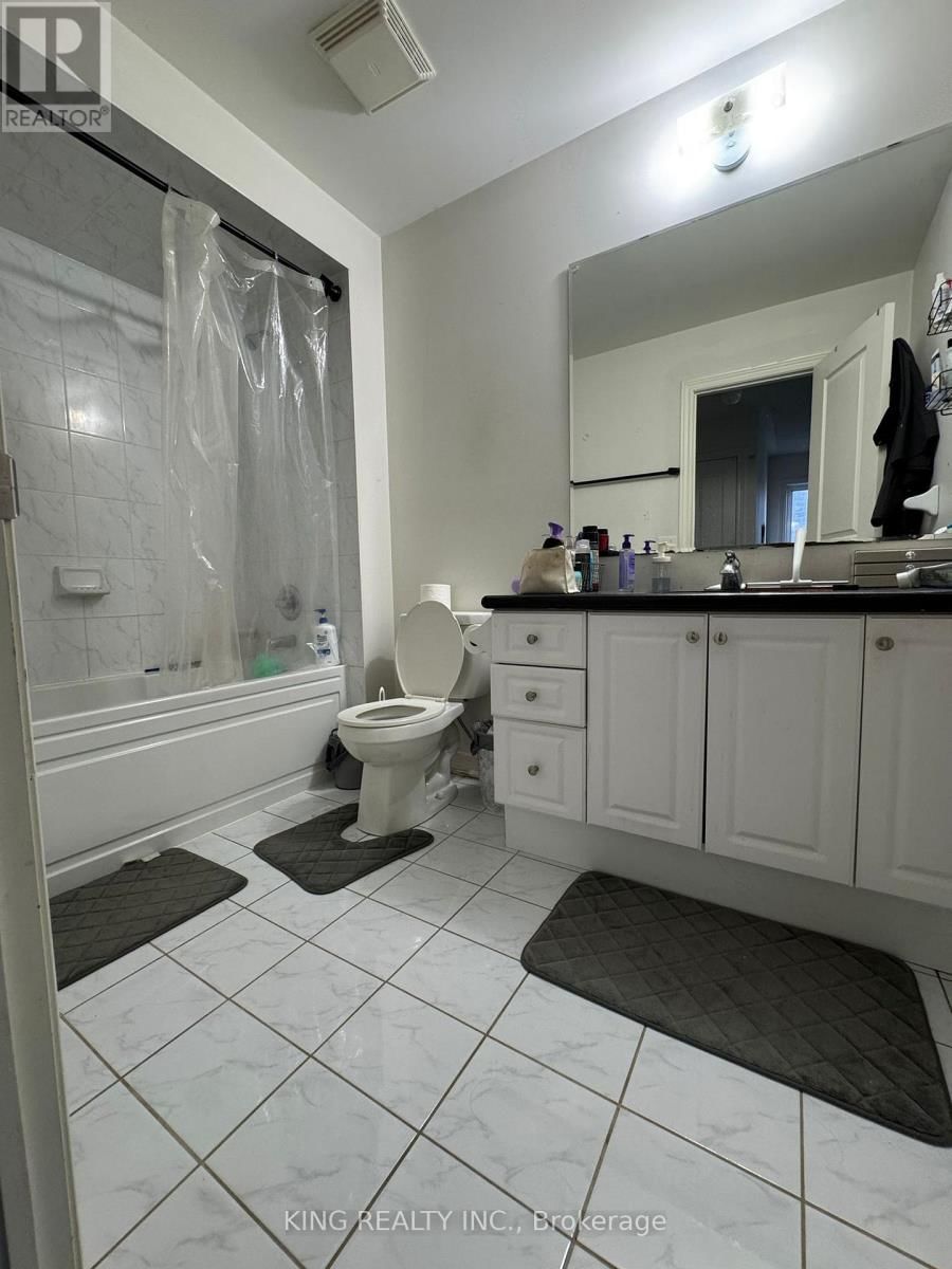 18 EASTLAKE ROAD Image 16