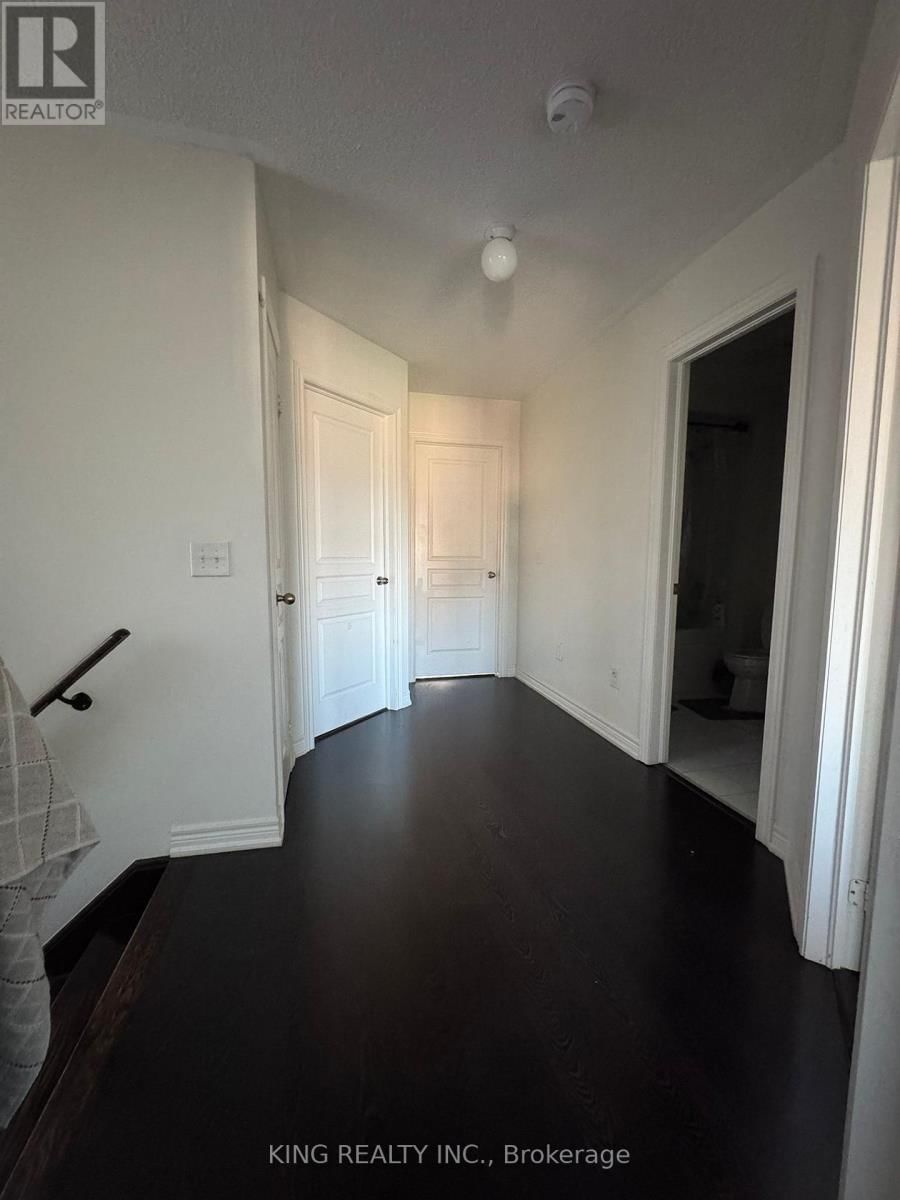 18 EASTLAKE ROAD Image 20