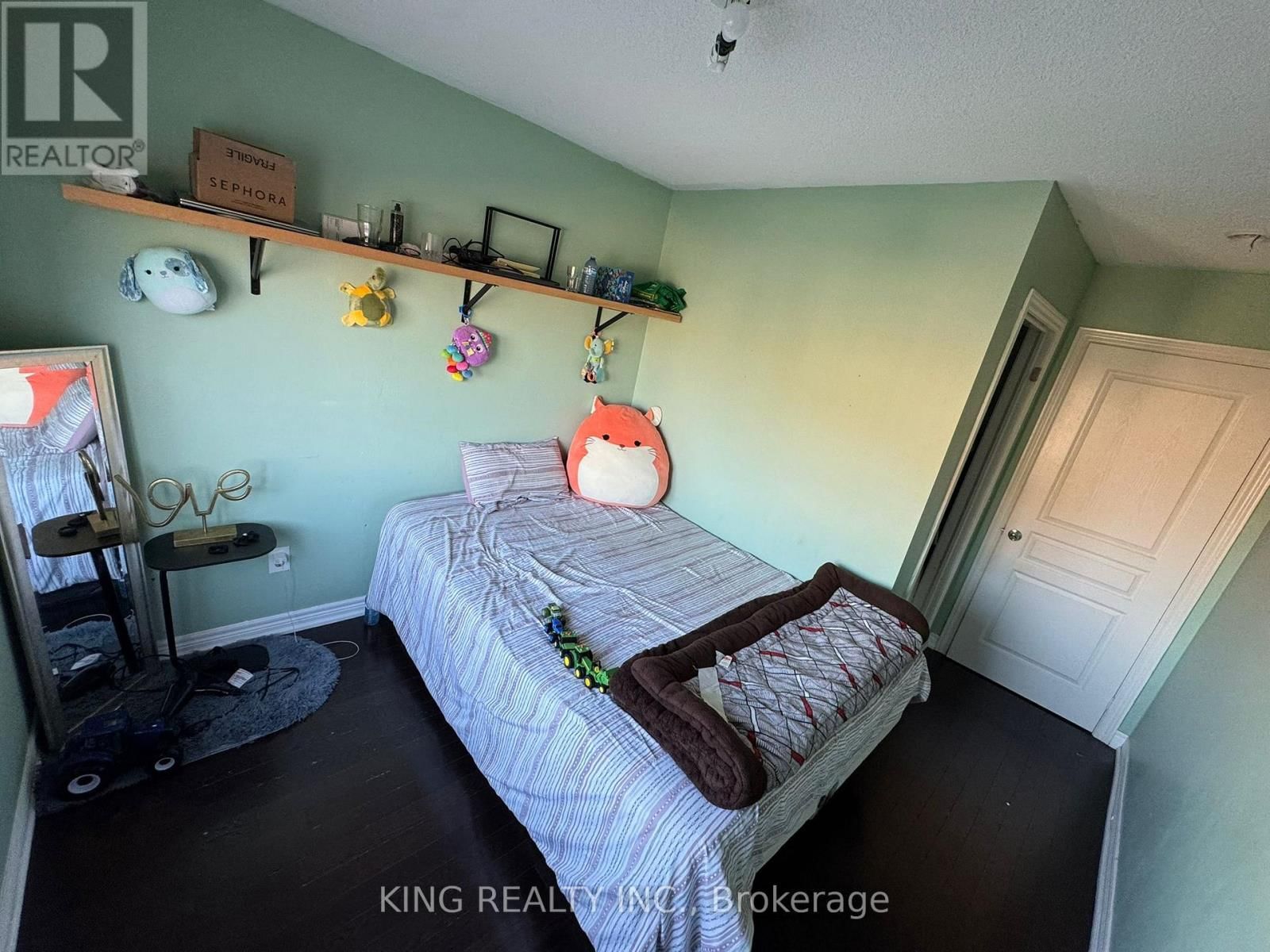 18 EASTLAKE ROAD Image 23