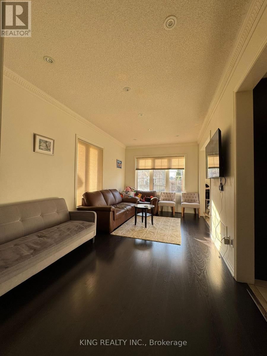 18 EASTLAKE ROAD Image 4