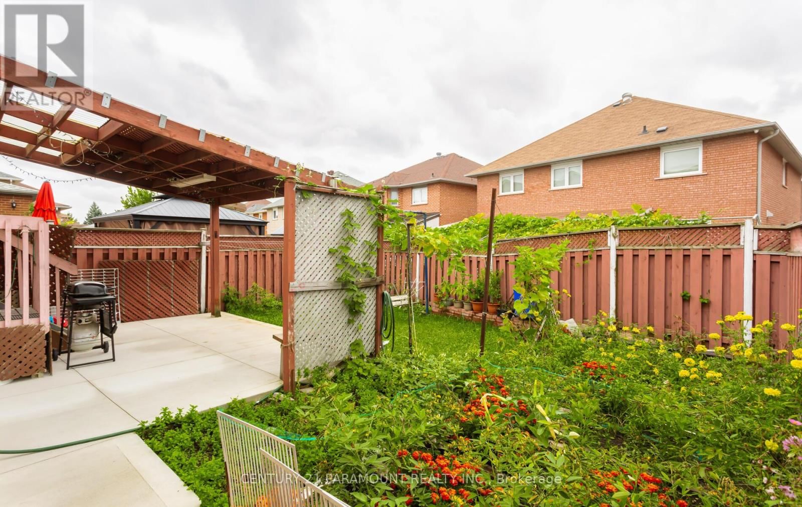 106 WILDBERRY CRESCENT Image 39