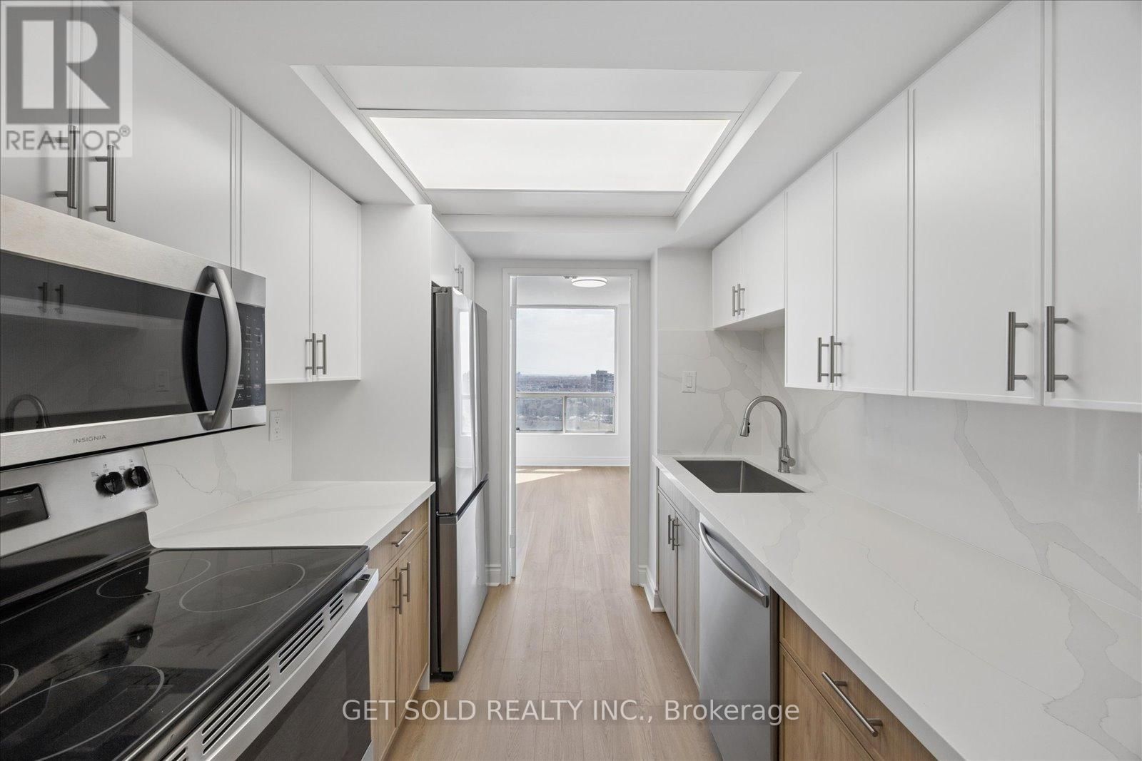 1804 - 4460 TUCANA COURT Image 1