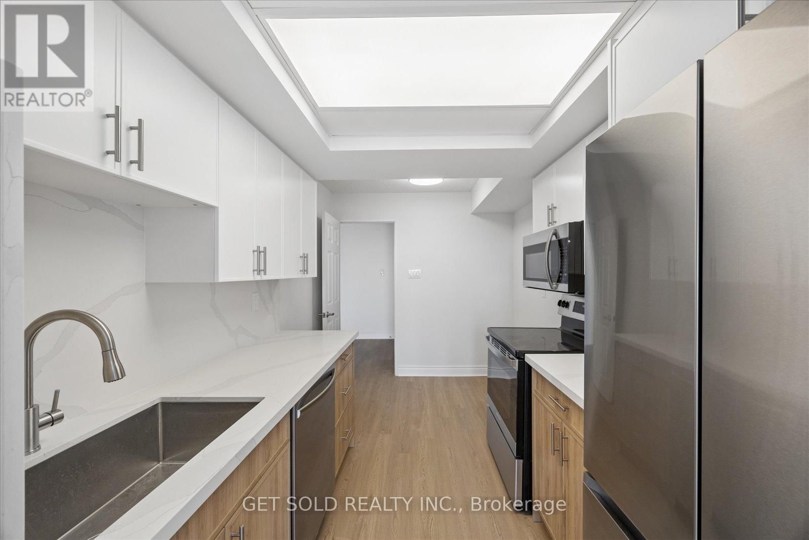 1804 - 4460 TUCANA COURT Image 6